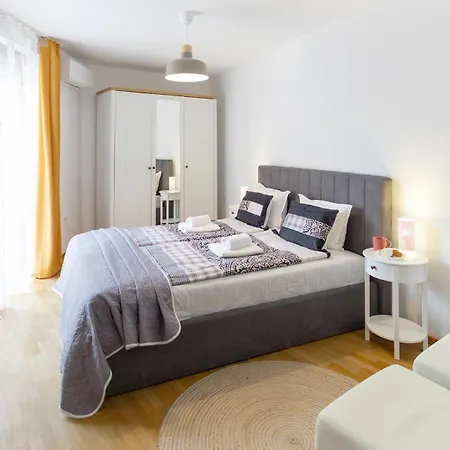 Lidia Odrin By Rv Apartman *